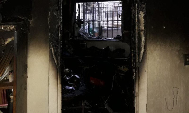 שני פצועים אנוש בשריפה בבניין בירושלים