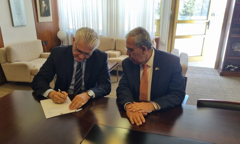 הרביעי: עוד חבר כנסת הגיש מכתב התפטרות