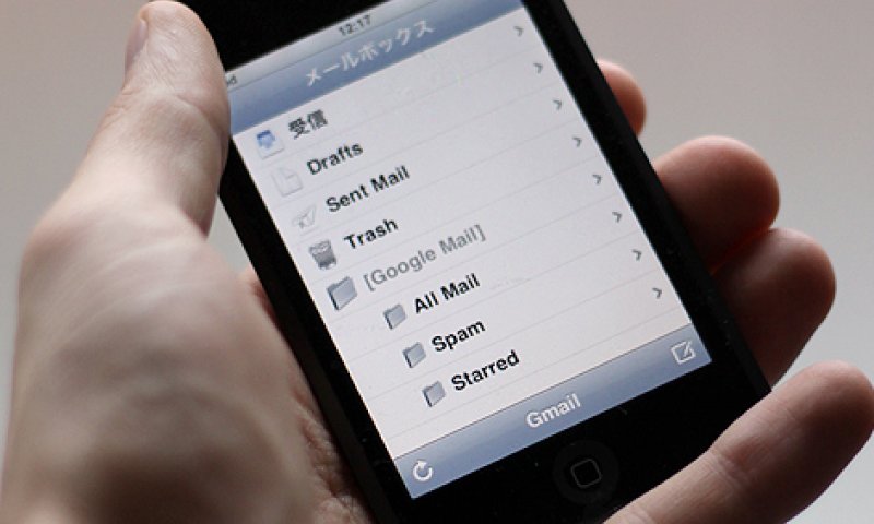 ניצחון לסמסונג: נאסרה מכירת אייפון 4 בארה"ב
