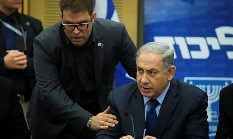 נתניהו, מאחוריך: השאיפה הפוליטית של אורן חזן