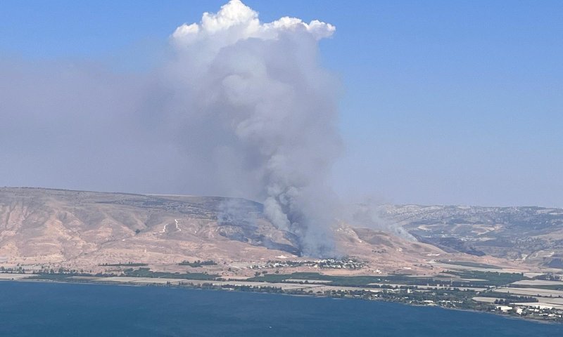 3 מוקדי שריפות בגולן: כביש 98 נחסם לתנועה