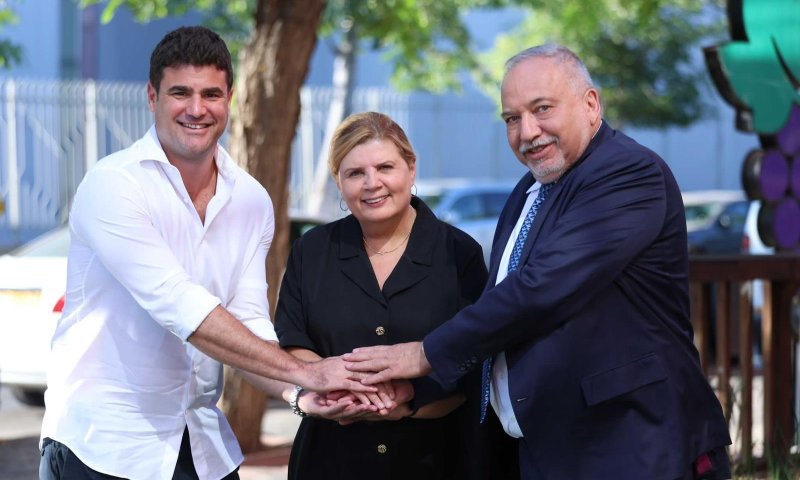 תופס צד: ליברמן מודיע על תמיכה בבחירות בת"א