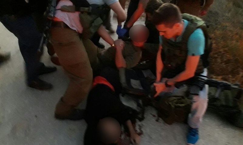 פיגוע חדירה באפרת; קצין נפצע בינוני