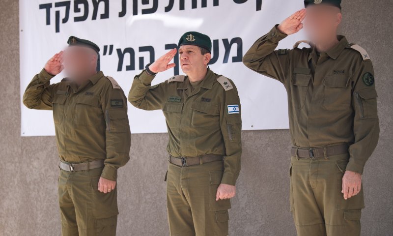 במקום ע': תא"ל י' נכנס לתפקידו באגף המבצעים באמ"ן