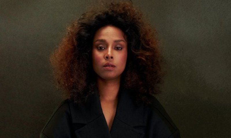 אסתר רדא על אביה: "לא ידע להיות לי בית"