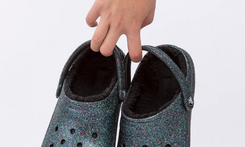 רגע לפני החורף: מי אמר שקרוקס זה רק בקיץ?