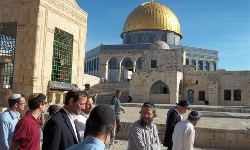 פייגלין עלה להר הבית להודות לקב"ה על הצלחתו