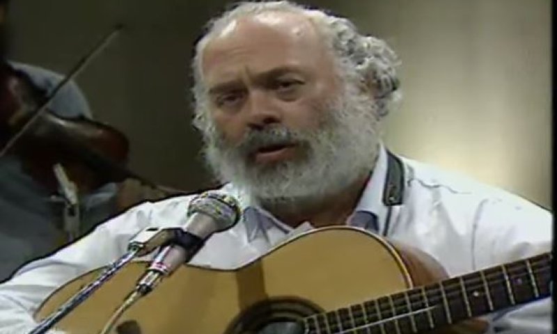 כשהרב גץ יצא נגד שירי קרליבך בכותל המערבי