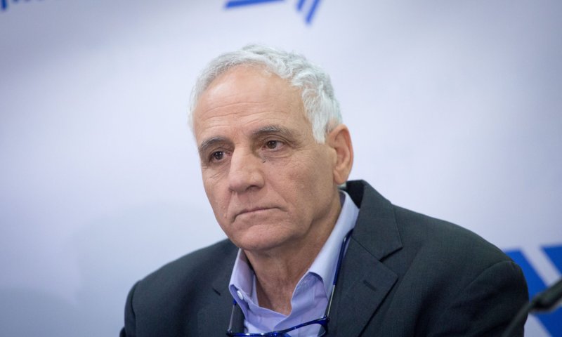 "מודאג מהשסע" &ndash; ומכר תוכנה למדינה לא דמוקרטית