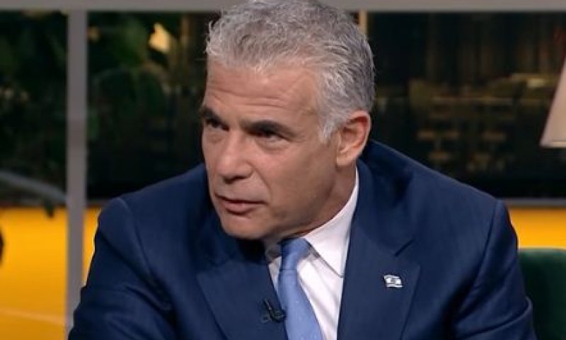 יאיר לפיד מגלה: האם אני מאמין באלוהים? צפו