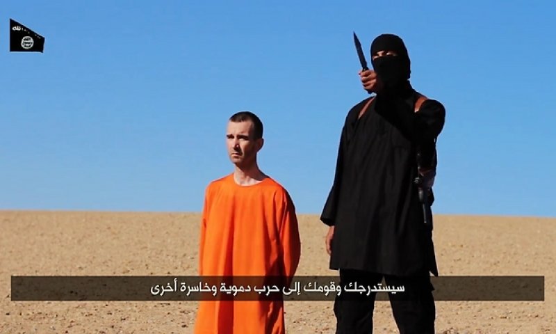 הזוועה נמשכת: דאעש ערפו את ראשו של השבוי הבריטי