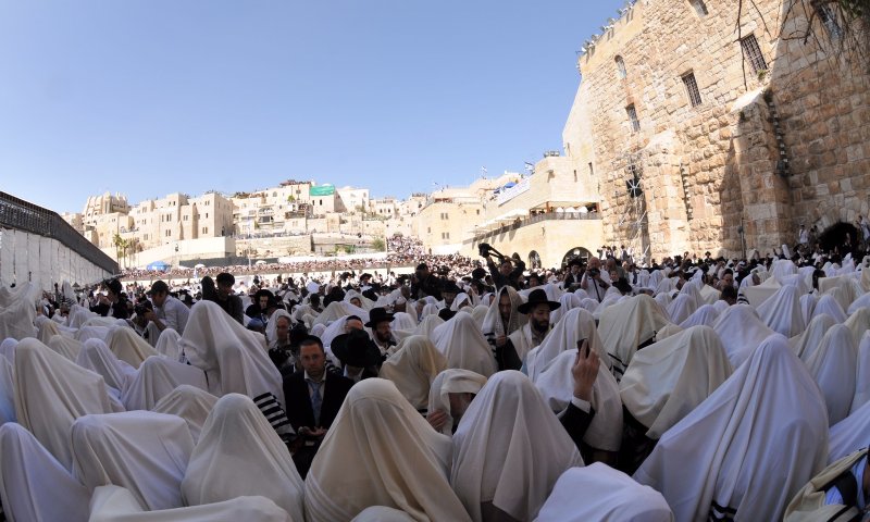 חוה"מ: ברכת כהנים המסורתית בכותל המערבי