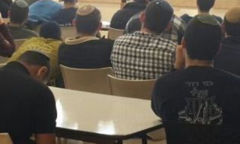 מהו באמת ערכן של המכינות הקדם צבאיות?