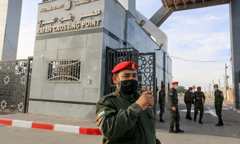 דיווח: בישראל החליטו לבטל את הסנקציות נגד חמאס