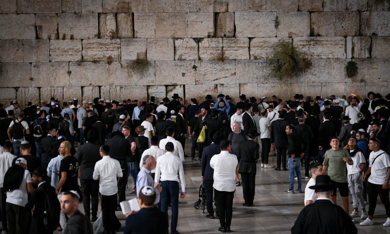 קריאת שמע למען החטופים: זה השחקן שינחה את הערב