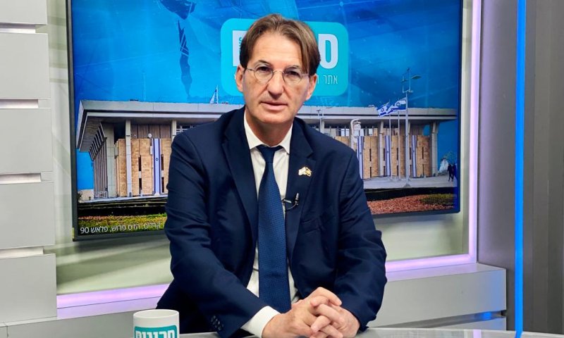 ביסמוט באולפן: "מה סמוטריץ' רוצה, ממשלה עם גנץ?"