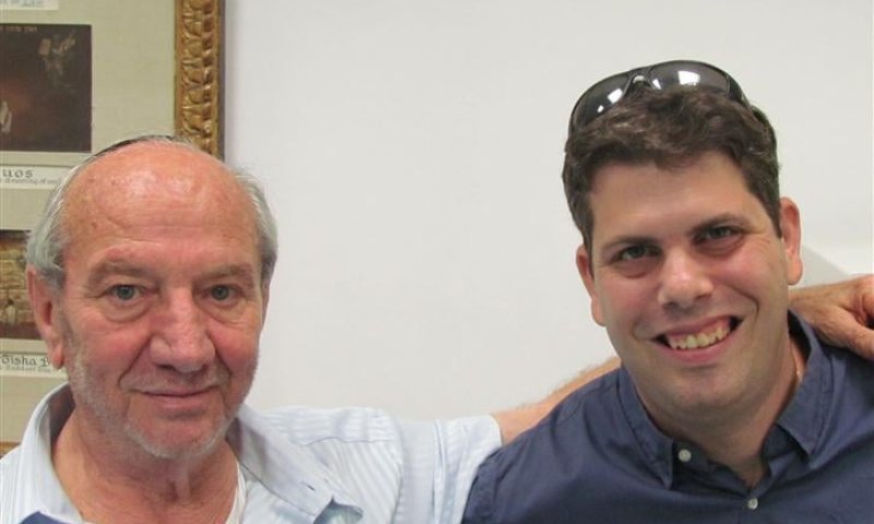 הצעירים של פעם: אליעזר שפר תומך בעמיעד טאוב