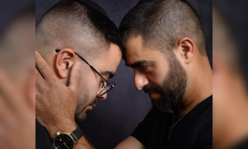 שני אחים לוחמים, סינגל אחד: הסיפור מאחורי "ואולי"