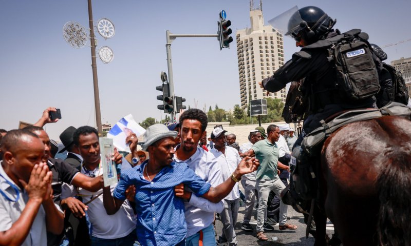 ברקע המלחמה באתיופיה: בני העדה הפגינו בירושלים