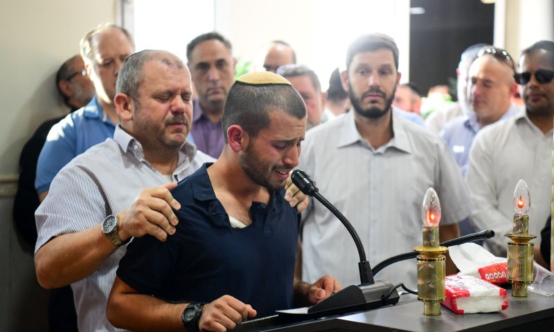 שרים ובוכים: האח ביקש ללוות את תמר ז"ל בשירה