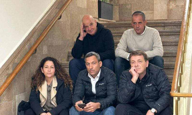 ראשי הרשויות בעוטף עזה מוחים: "פגיעה אנושה ביכולת השיקום"