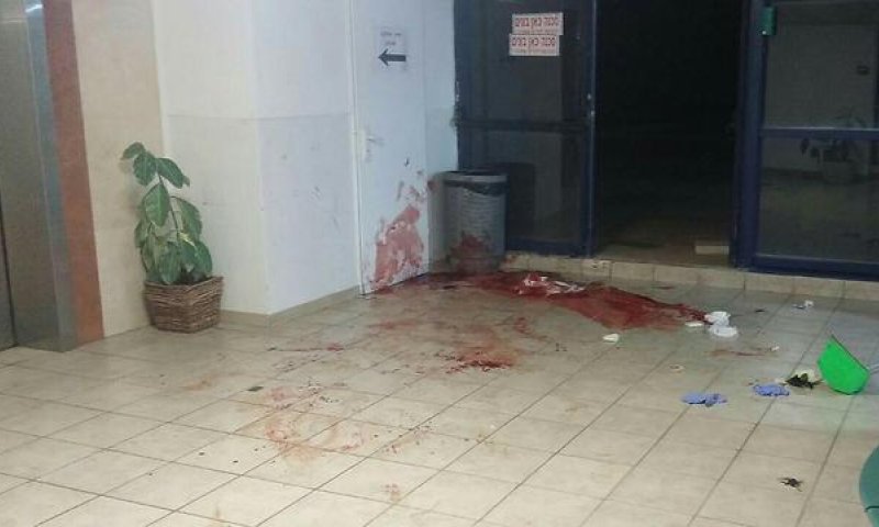 ממשיך להיות קשה מצבו של המאבטח שנדקר