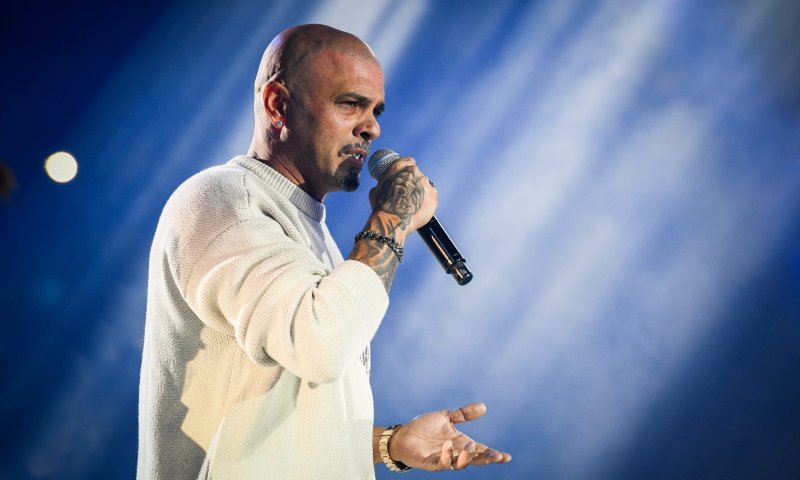 בעקבות המצב: הופעתו של אייל גולן בקיסריה נדחית למועד חדש