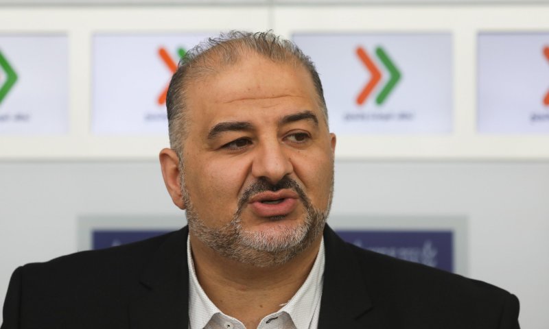 מנסור עבאס מפתיע: "רע"מ תיפרד ממועצת השורא ומהאחים המוסלמים"