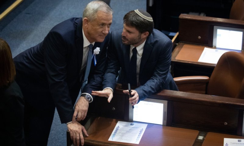 גורם בסביבת גנץ: רבים יצאו לחל"ת; תראו דוגמה אישית