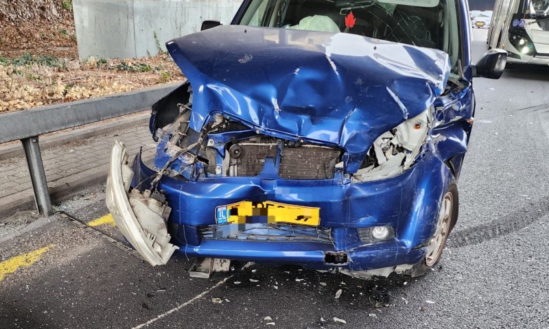 חיפה: 3 פצועים בתאונת דרכים במנהרות הכרמל