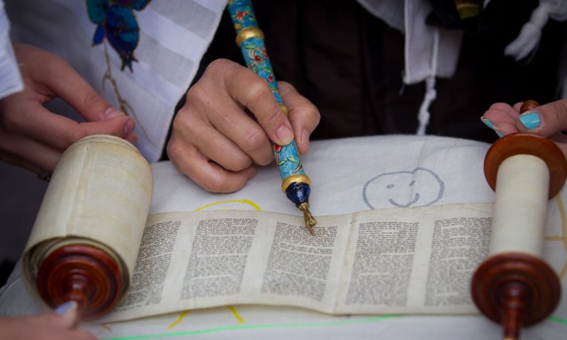 הרב אבינר: שלוש הערות על קריאת פרשת זכור