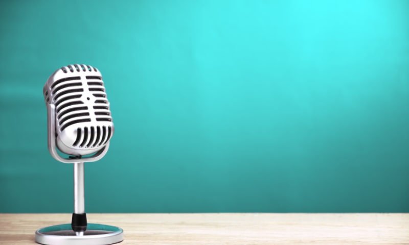 "החרדים ניסו להשתלט על תחנת הרדיו של הסרוגים"