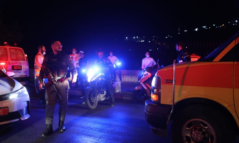 פיגוע דקירה בעיר העתיקה, לוחם מג"ב נפצע בינוני