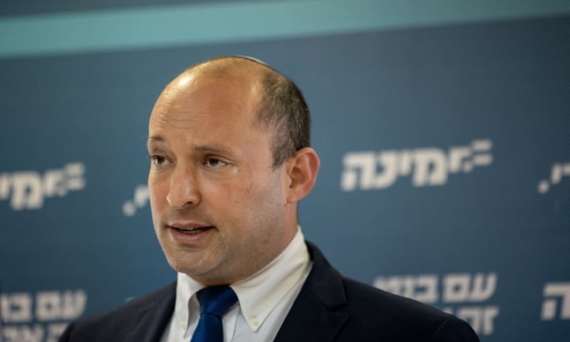 אחרי פרסום השיחה: עמית סגל בעצה לנפתלי בנט