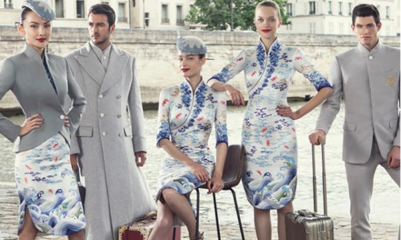 חברת תעופה השיקה מדים צנועים והלהיבה את העולם