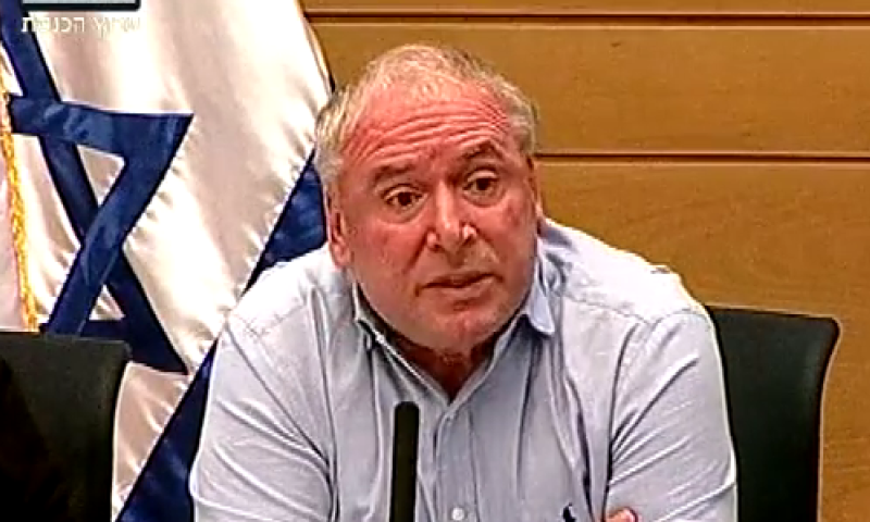 "חוצפה": אמסלם פוצץ דיון אחרי 2 דקות &bull; צפו