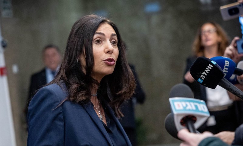 אופס: הממשלה שכחה למנות את רגב לתפקיד