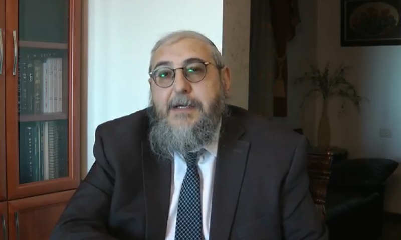 צפו: הגולשים שאלו, הרב חיים אמסלם השיב