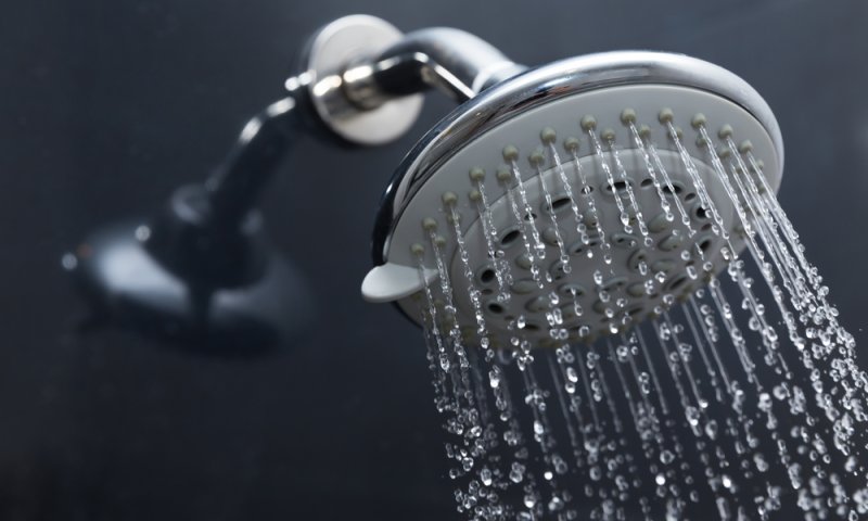 בחג הקרוב: גם האשכנזים יכולים להתקלח