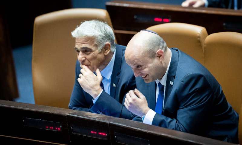 רוקמים תוכניות? בנט ולפיד נפגשו לתיאום האופוזיציה