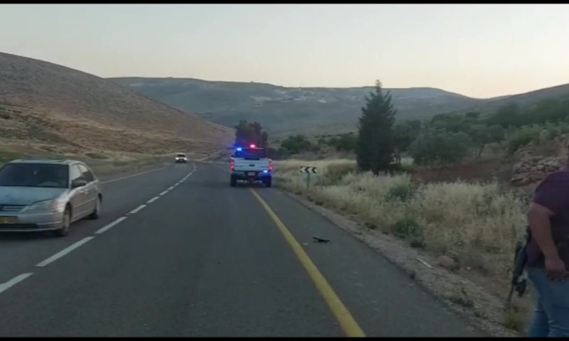 מטען צד התפוצץ ליד רכב בו נסעו יהודים בכביש אלון