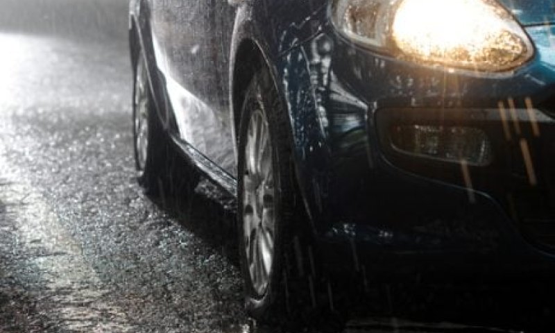 מהיום: חובה להדליק אורות ברכב גם ביום; ומה הקנס?