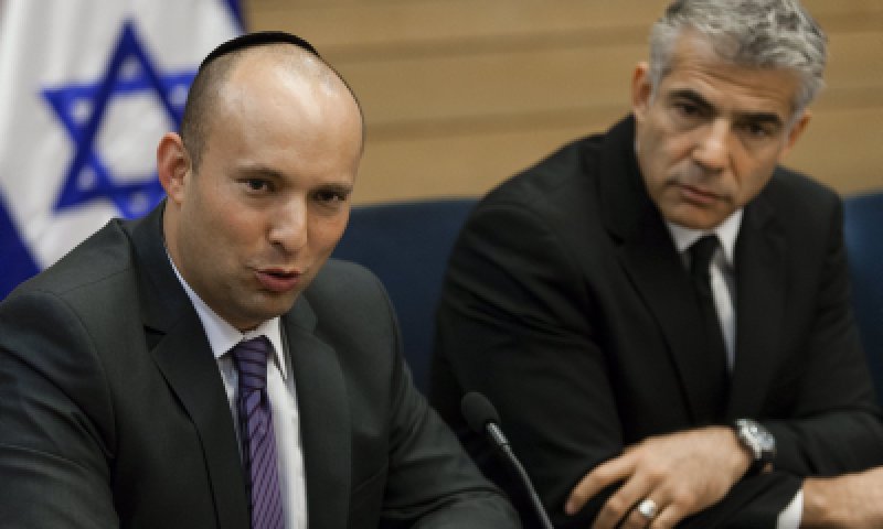 בנט נגד לפיד: "בישראל לא תהיה תרבות עריפת ראשים"