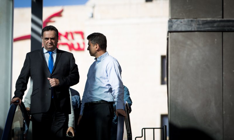 השר כ"ץ יקדם חקיקה שתאסור שביתות ברכבת