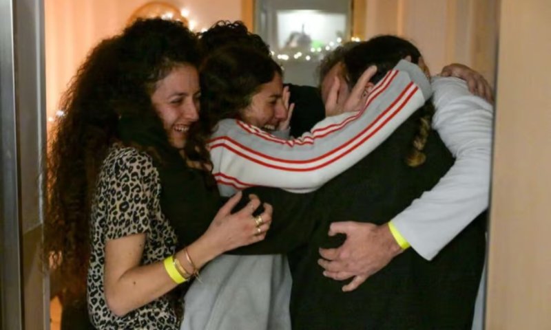 האבא חשף: המאכל שאסור לחטופות ששוחררו לאכול