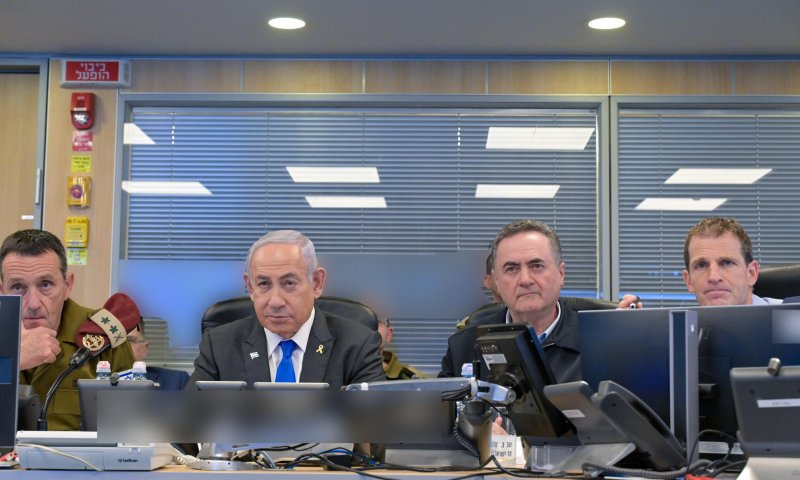 צפו: נתניהו בבור, מתייחס לראשונה לתקיפה בתימן