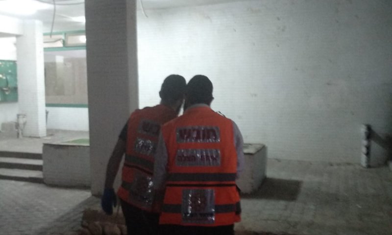 אשדוד: פועל מהשטחים נפל מחלון &ndash; מצבו קשה