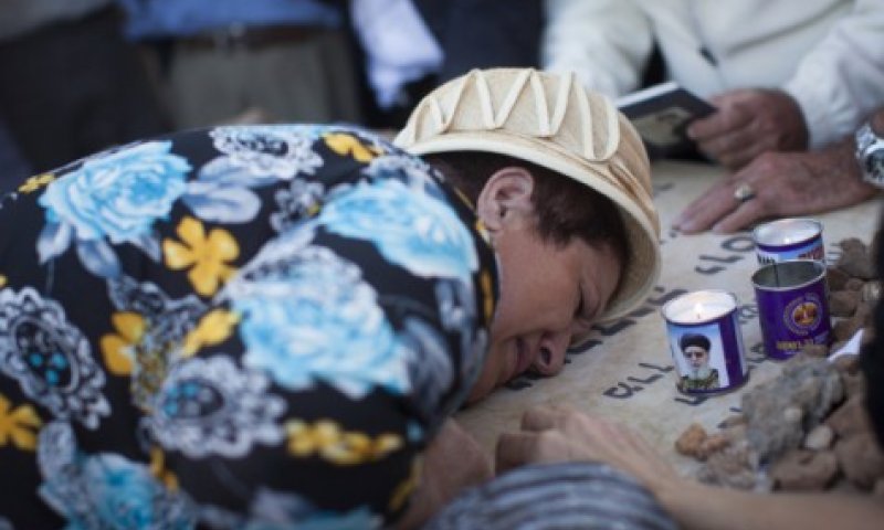 ליד קברו של הרב עובדיה: עצרת ספרדים נגד הגיוס