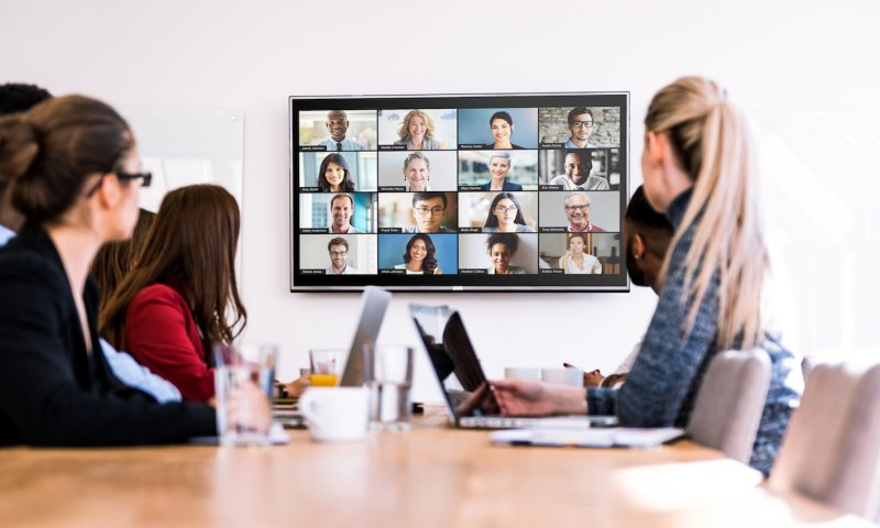 בזכות הקורונה: אפליקציית זום שברה את שיא ההורדות