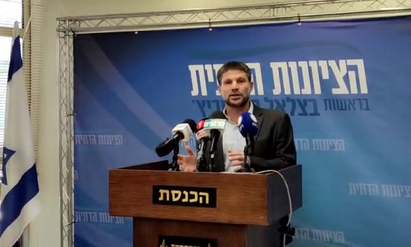 "שמח שהוא מתחזק" | סמוטריץ' מגיב לסקרים החדשים